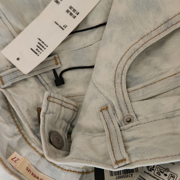 Levi's Cream Flare Wide Leg Jeans - Picture 8 of 12